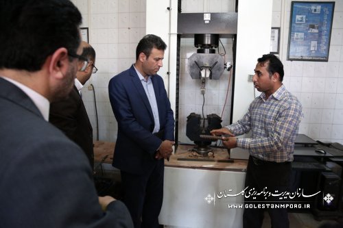بازدید جناب آقای مهندس پیش قدم از آزمایشگاه فنی آب وخاک استان