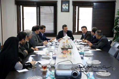 جلسه اقتصاد مقاومتی با موضوع پیگیری پروژه های محوری استان برگزار شد