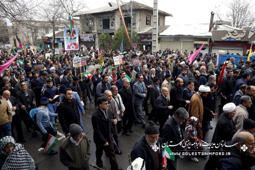 گزارش تصویری حضور همکاران سازمان مدیریت وبرنامه ریزی استان گلستان در راهپیمایی بزرگ جشن پیروزی انقلاب