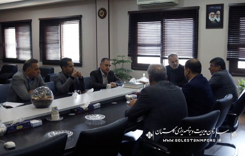 جلسه آقای روزبهان رئیس سازمان در خصوص پیگیری مسائل ومشکلات تعدادی از پروژه های مهم استان