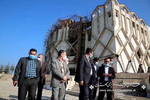 بازدید رئیس سازمان مدیریت و برنامه ریزی استان گلستان از پیشرفت فیزیکی هتل آویشن مینودشت